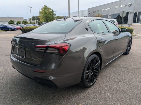 Certified 2022 Maserati Ghibli Modena image 6