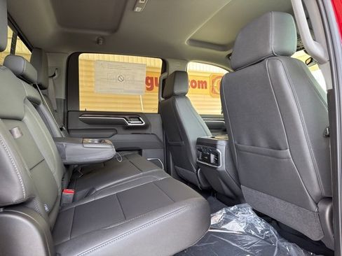 New 2026 GMC Sierra 3500 SLT w/ SLT Premium Package image 5