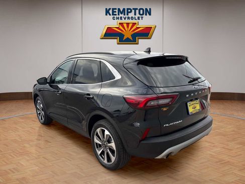Used 2025 Ford Escape Platinum image 4