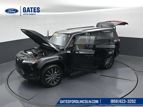 Used 2026 Lexus GX 550 w/ Accessory Package (2T) AWD/4WD image 62