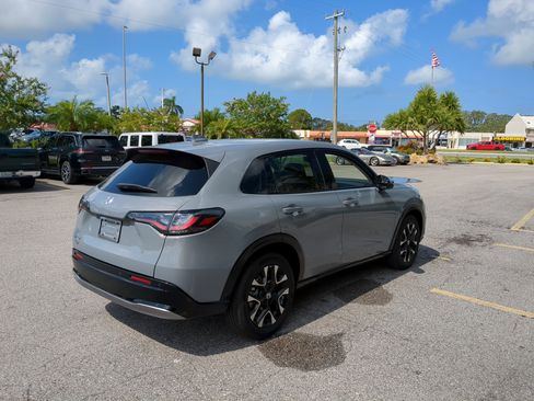 New 2026 Honda HR-V EX-L image 6
