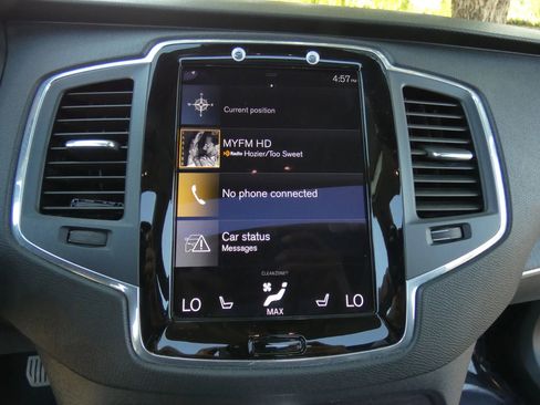 Used 2020 Volvo XC90 T6 Momentum image 53