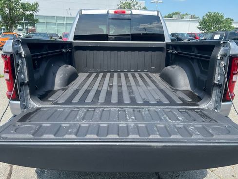 Used 2025 RAM 1500 Big Horn AWD/4WD image 13