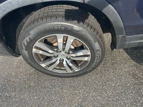 Used 2017 Honda Pilot EX-L image 4
