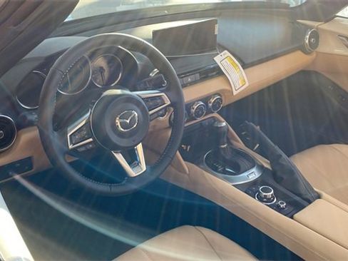 New 2025 MAZDA MX-5 Miata Grand Touring w/ Appearance Package image 6