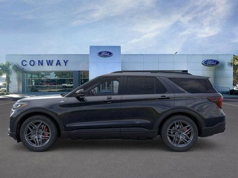 New 2026 Ford Explorer ST-Line w/ ST-Line Street Pack image 3