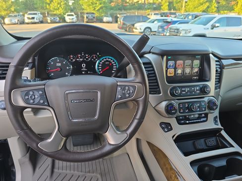 Used 2017 GMC Yukon XL Denali w/ Open Road Package AWD/4WD image 16
