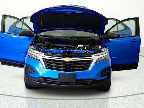 Used 2024 Chevrolet Equinox LS w/ LPO, Floor Liner Package FWD image 8
