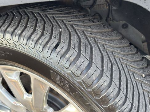 Used 2017 Jeep Cherokee Limited AWD/4WD image 49