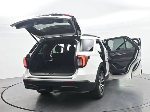 New 2026 Ford Explorer ST-Line w/ Premium Package RWD image 53