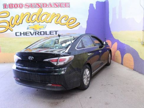 Used 2016 Hyundai Sonata SE image 8