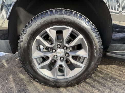 Used 2023 Chevrolet Suburban LS w/ Driver Alert Package image 19