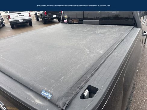 Used 2018 GMC Sierra 1500 SLT w/ All Terrain Package image 9