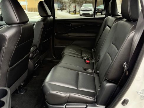 Used 2024 Honda Passport EX-L image 18