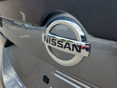 Used 2023 Nissan Sentra SR w/ Midnight Edition Package FWD image 9