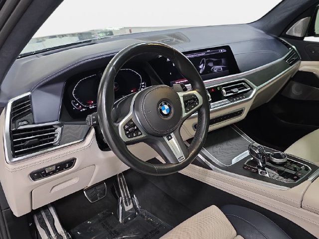 Used 2019 BMW X7 xDrive50i w/ M Sport Package AWD/4WD image 16