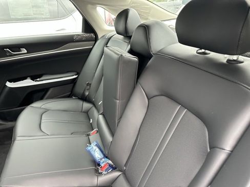New 2026 Kia K5 EX image 16
