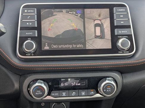 Used 2020 Nissan Kicks SR FWD image 14