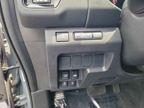 Used 2024 Nissan Frontier PRO-4X w/ Off-Road Protection Package AWD/4WD image 20