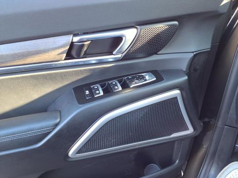 Used 2021 Kia Telluride EX image 21