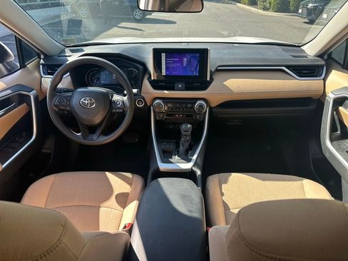Used 2023 Toyota RAV4 XLE image 8