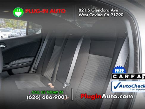 Used 2019 Dodge Charger GT w/ Blacktop Package image 9