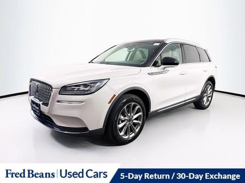 Used 2022 Lincoln Corsair AWD w/ Premium Package image 3