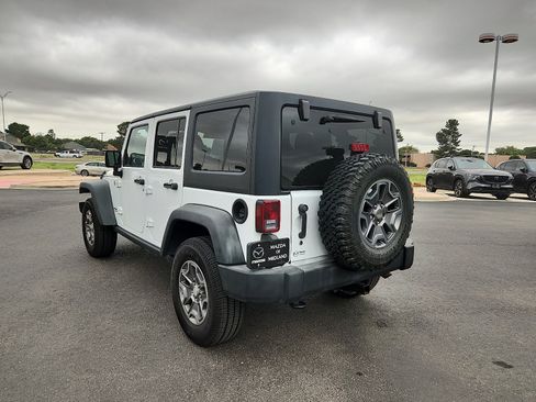 Used 2017 Jeep Wrangler Unlimited Rubicon AWD/4WD image 5