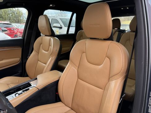 Used 2019 Volvo XC90 T8 Inscription w/ Advanced Package image 10