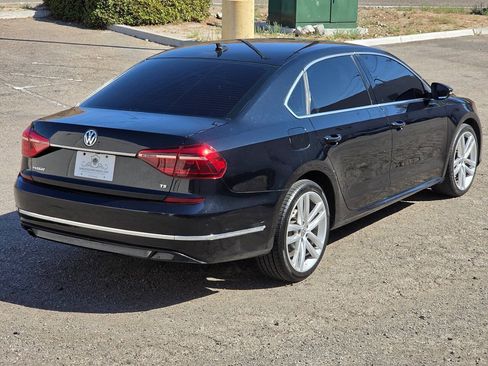 Used 2017 Volkswagen Passat 1.8T R-Line FWD image 16