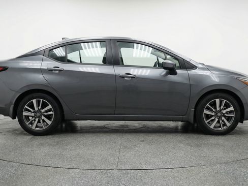 Used 2025 Nissan Versa SV FWD image 11