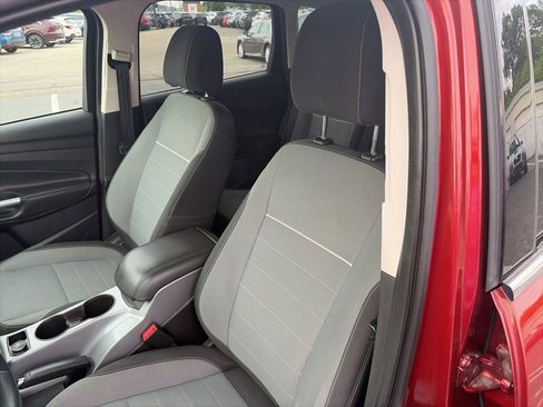 Used 2014 Ford Escape SE FWD image 17