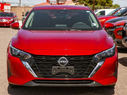 Used 2024 Nissan Sentra SV FWD image 3