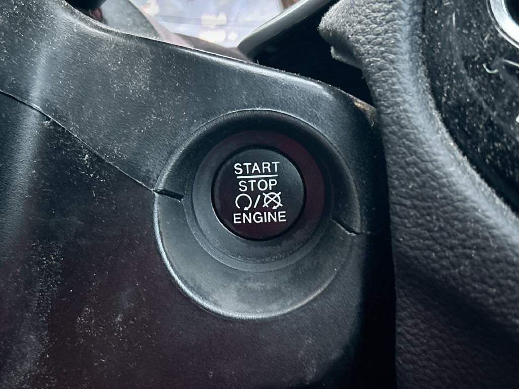 Used 2019 Jeep Compass Limited w/ Safety & Security Group AWD/4WD image 17