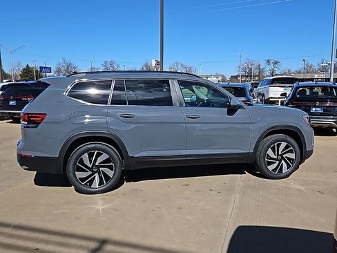 New 2026 Volkswagen Atlas SE AWD/4WD image 4