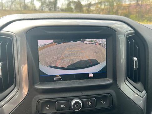 Used 2021 Chevrolet Silverado 2500 Custom w/ Custom Value Package image 22