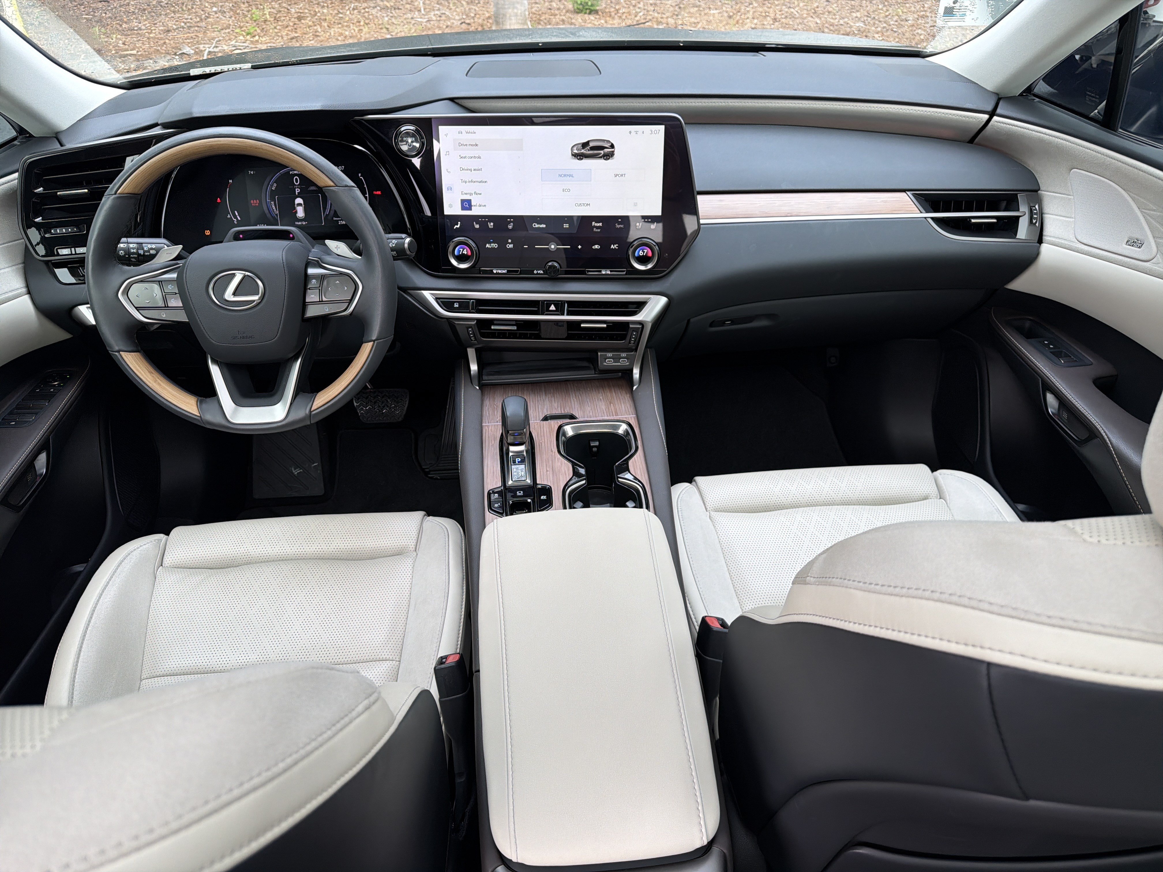 Used 2024 Lexus RX 350 w/ Convenience Package AWD/4WD image 32