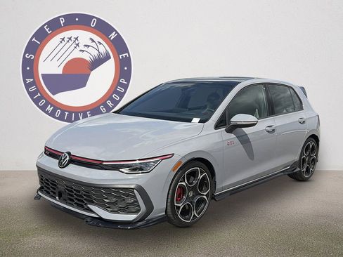 Used 2025 Volkswagen GTI Autobahn image 2