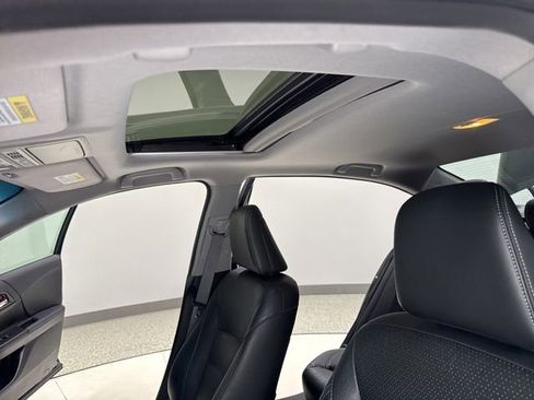 Used 2016 Honda Accord EX-L image 2
