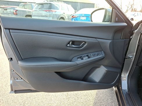 Certified 2025 Nissan Sentra S image 14