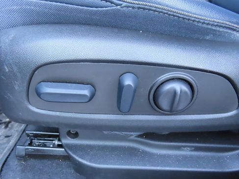 Used 2023 Chevrolet Bolt EUV Premier w/ Sun & Sound Package image 32