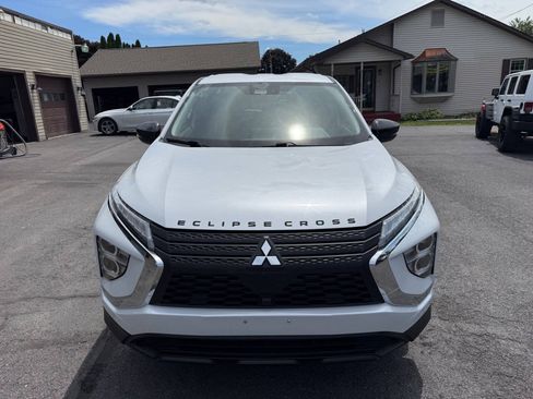 Used 2023 Mitsubishi Eclipse Cross LE AWD/4WD image 3