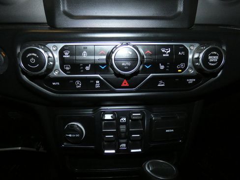 Used 2022 RAM 1500 Big Horn image 15