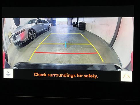 Used 2025 Toyota Camry LE image 14