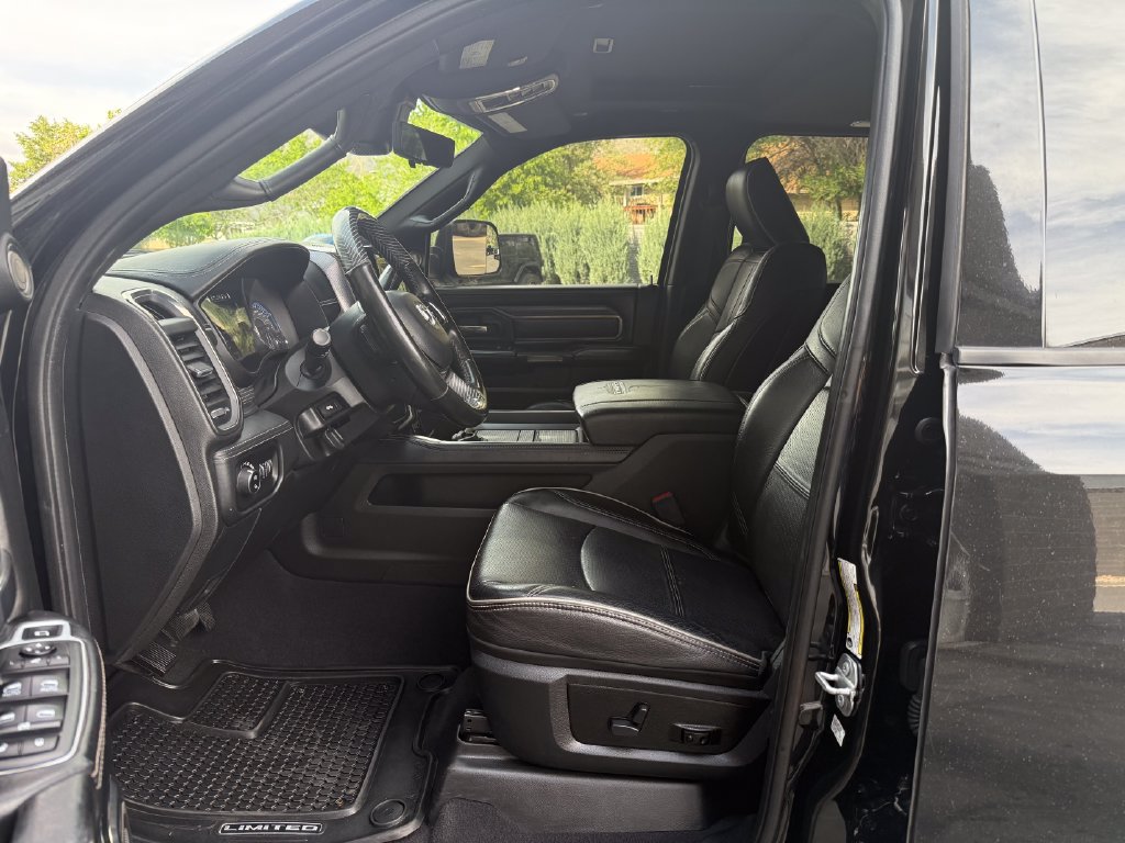 Used 2021 RAM 2500 Limited AWD/4WD image 18