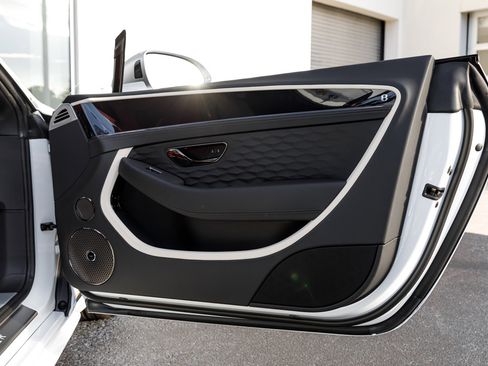 New 2025 Bentley Continental GT Speed image 36