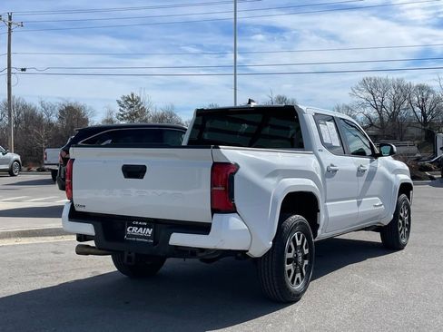 Used 2024 Toyota Tacoma SR5 image 7