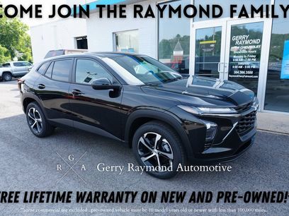 New 2025 Chevrolet Trax RS w/ Sunroof Package