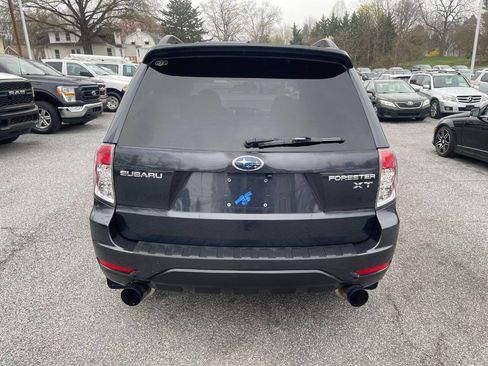 Used 2010 Subaru Forester 2.5XT Limited image 8