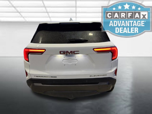 Used 2026 GMC Terrain Elevation AWD/4WD image 3